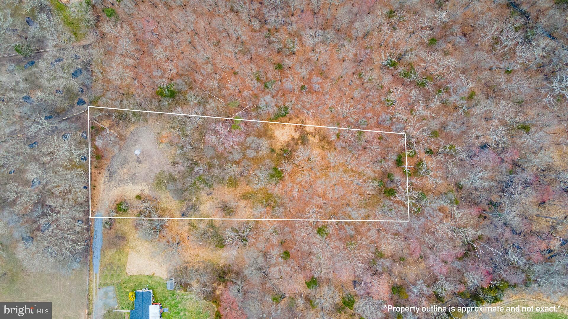 3018 Tenerife Road Catlett, VA 20119 - Photo 9 of 14 Lot line. Easement/access to lot present.