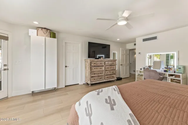 $995,000 | 1148 North Date Palm Drive, Gilbert, AZ 85234