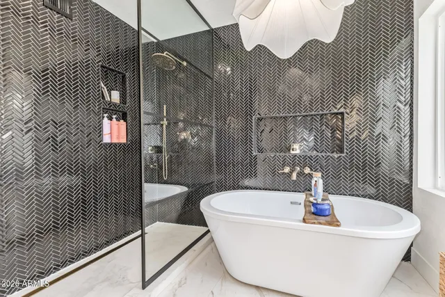 $995,000 | 1148 North Date Palm Drive, Gilbert, AZ 85234