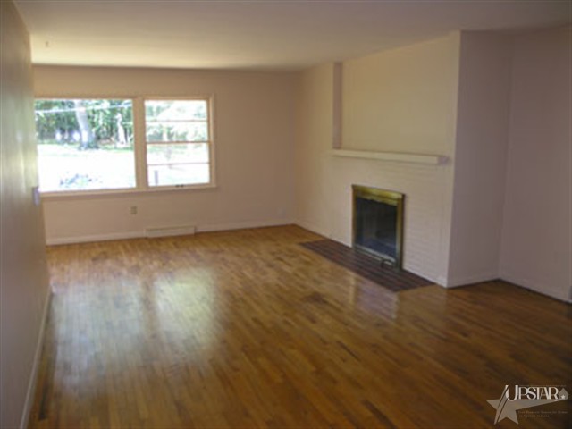 1204 Windsor Road Fort Wayne, IN 46825 - Photo 2 of 29 Gallery Image 2