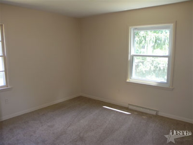 1204 Windsor Road Fort Wayne, IN 46825 - Photo 19 of 29 Gallery Image 19