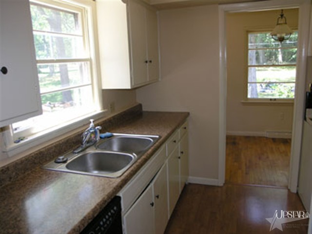 1204 Windsor Road Fort Wayne, IN 46825 - Photo 10 of 29 Gallery Image 10
