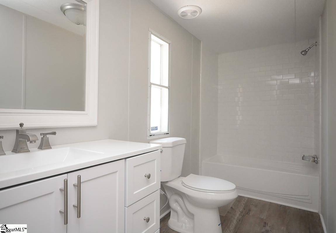 1624 South McElhaney Road Greer, SC 29651 - Photo 5 of 6 Gallery Image 5