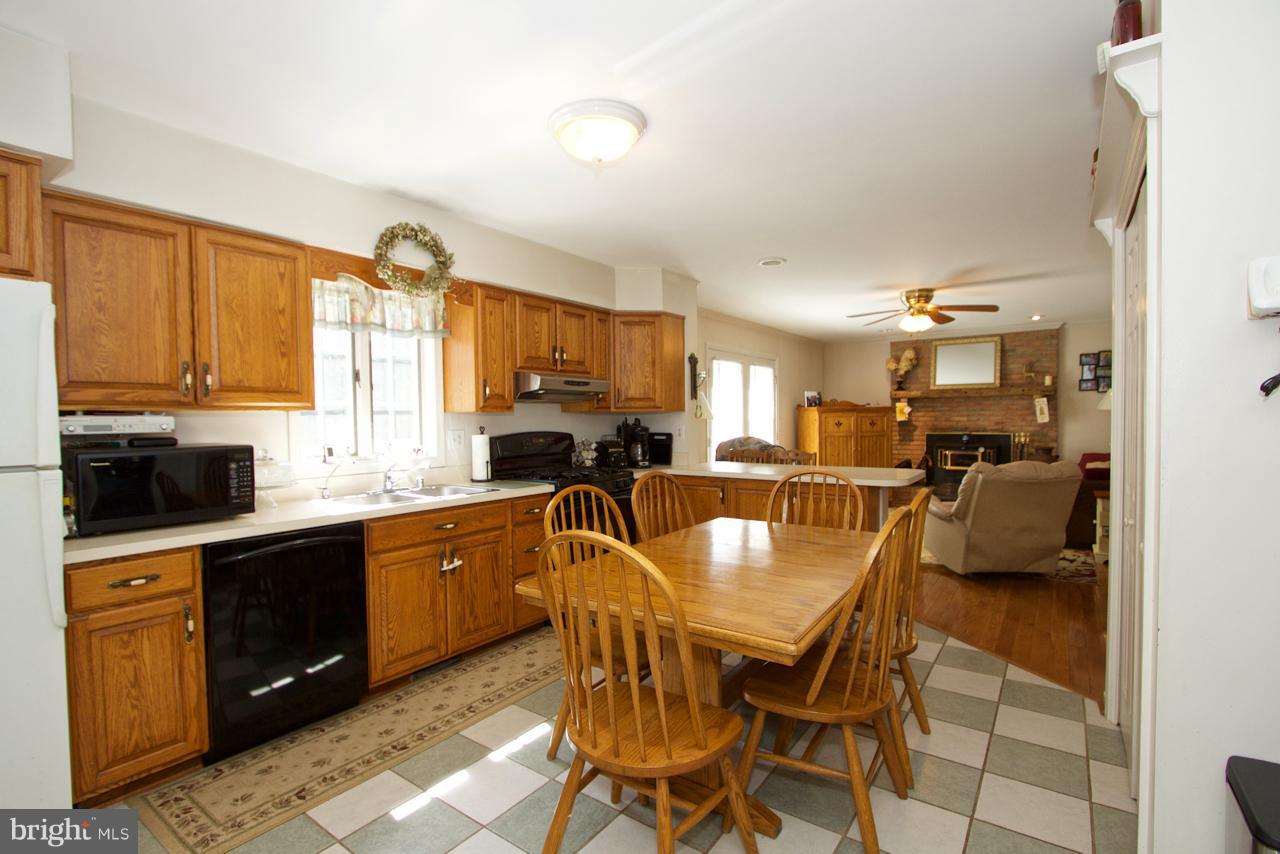 1149 Heaps Road Street, MD 21154 - Photo 8 of 24 Kitchen adjoining family room.