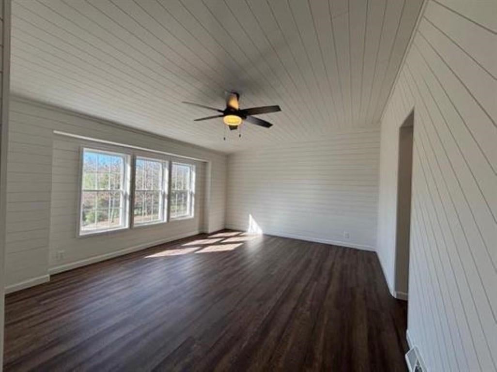 1360 Johnson Road Greenville, KY 42345 - Photo 15 of 28 Gallery Image 15