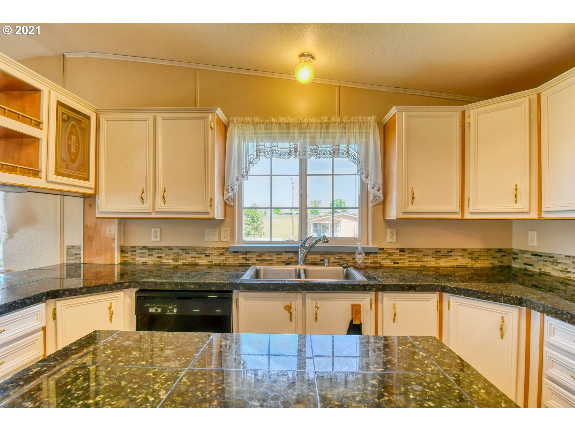 980 Southwest Marshall Avenue Pendleton, OR 97801 - Photo 13 of 32 Gallery Image 13