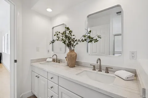 $1,695,000 | 68 Madrone Park Circle, Mill Valley, CA 94941