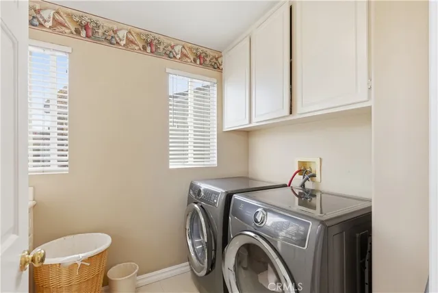 $1,450,000 | 39 Grassy Knoll Lane, Rancho Santa Margarita, CA 92688