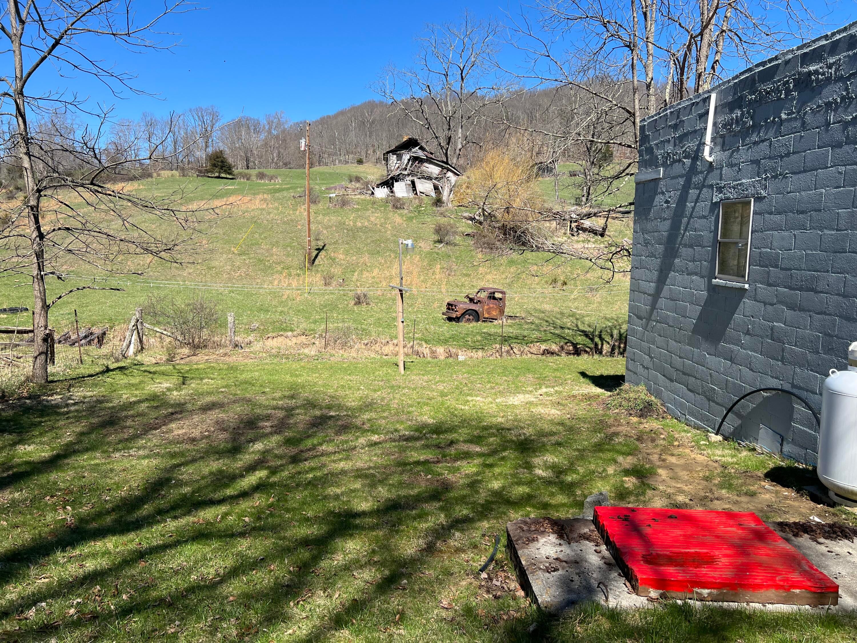 7844 Knobs Road Union, WV 24983 - Photo 30 of 32 Gallery Image 30