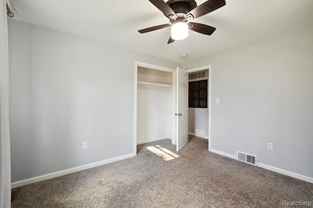 46645 Dequindre Road Rochester Hills, MI 48307 - Photo 15 of 29 Gallery Image 15