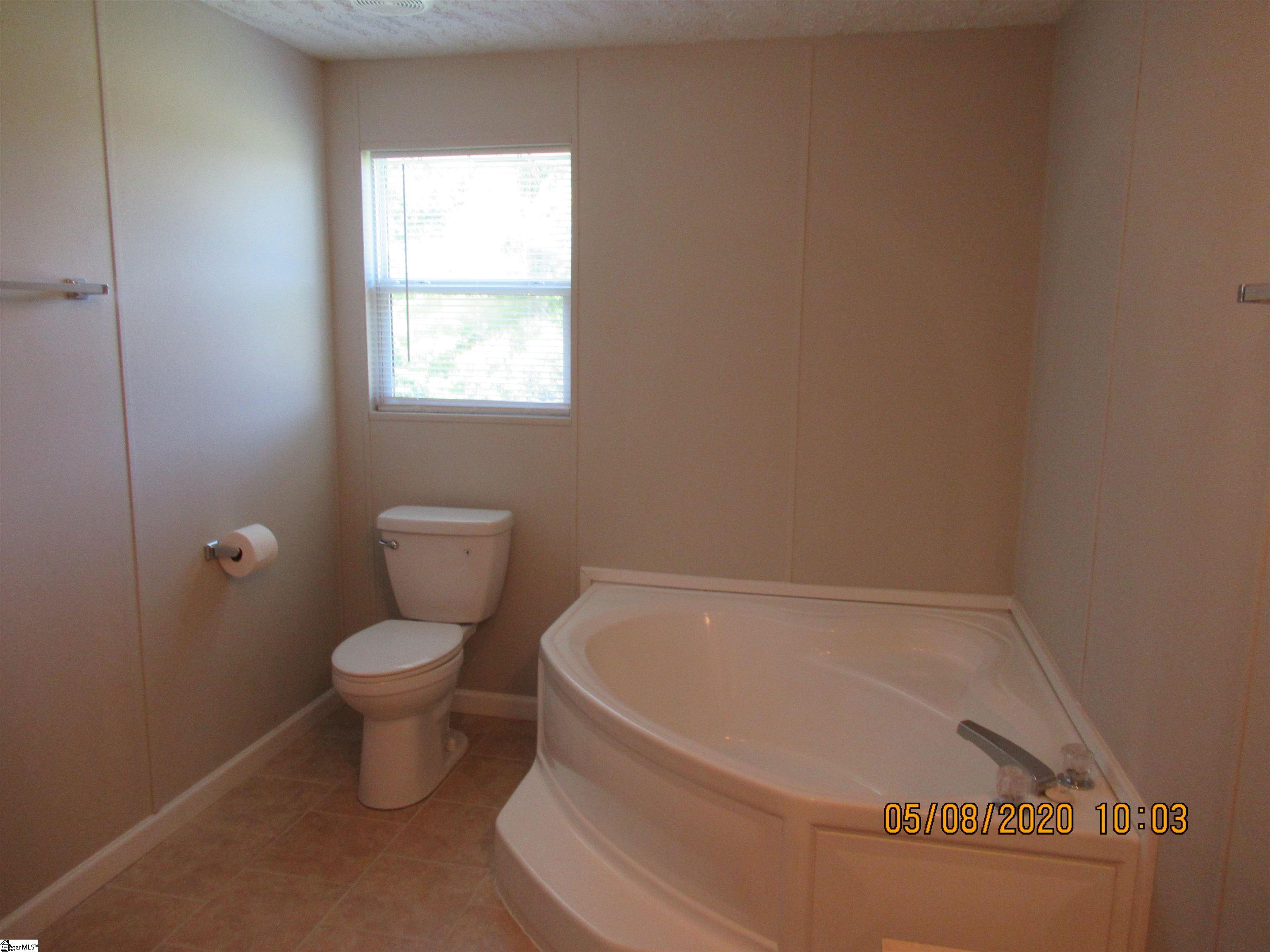 739 Hulon Howard Road Landrum, SC 29356 - Photo 11 of 24 Gallery Image 11