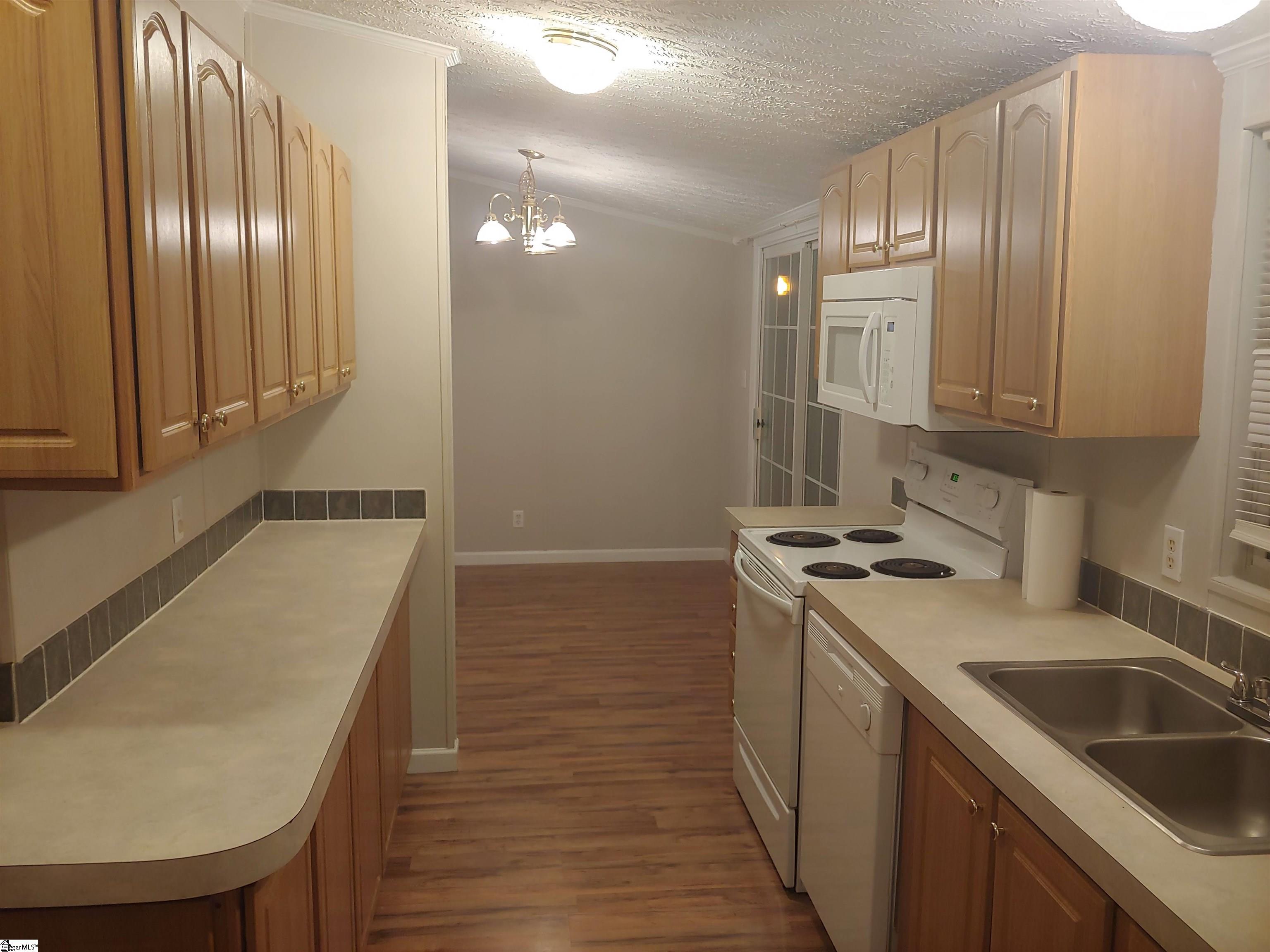 739 Hulon Howard Road Landrum, SC 29356 - Photo 18 of 24 Gallery Image 18
