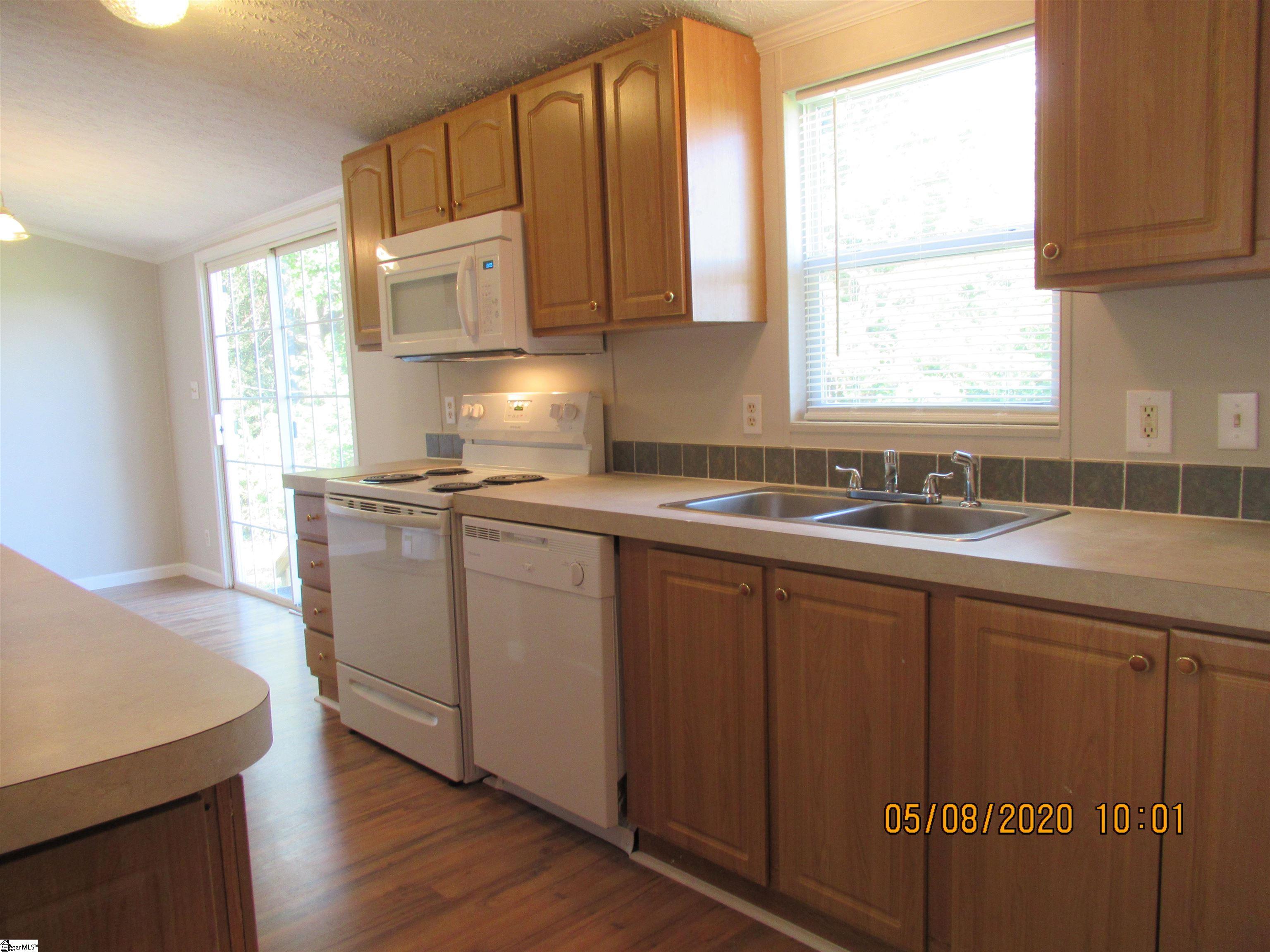 739 Hulon Howard Road Landrum, SC 29356 - Photo 8 of 24 Gallery Image 8