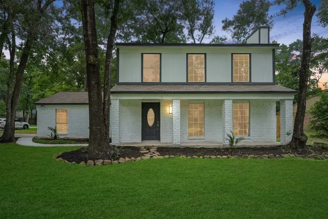 front view of house with a yard