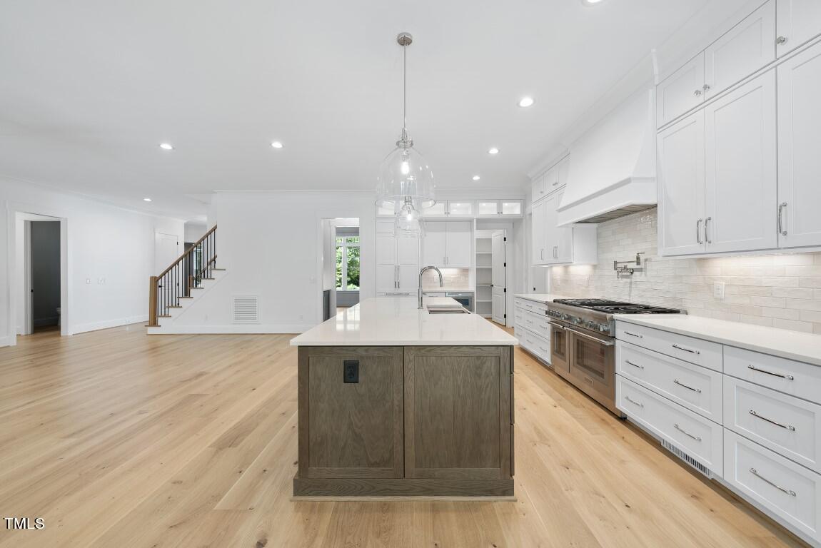 412 Vernon Terrace Raleigh, NC 27609 - Photo 5 of 67 DSC09268 (Medium)