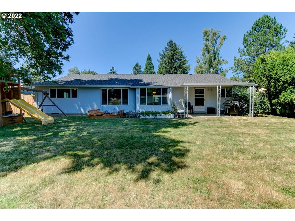 19290 Southwest Wright Street Aloha, OR 97078 - Photo 27 of 32 Gallery Image 27