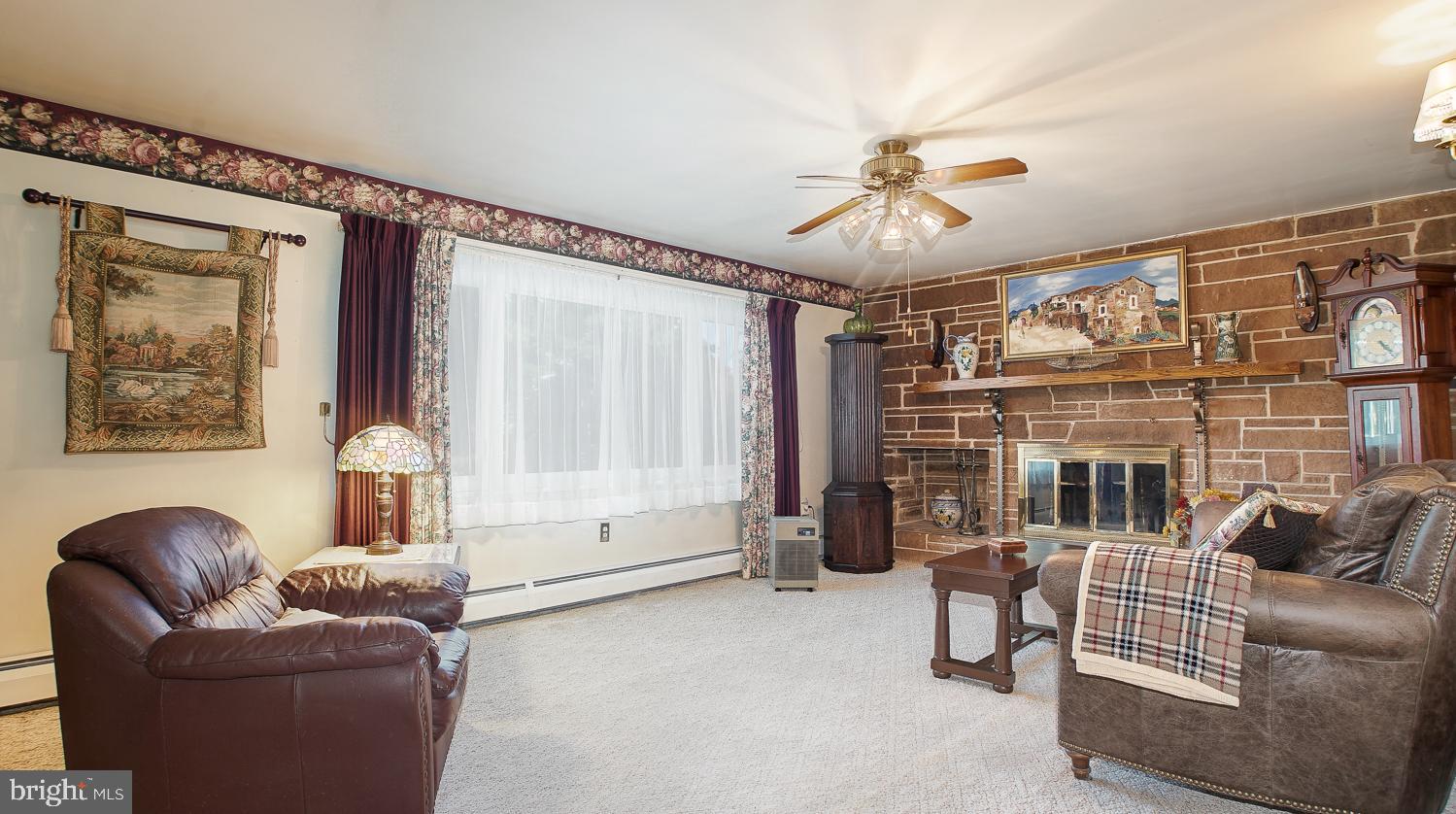 1706 Appletree Road Harrisburg, PA 17110 - Photo 3 of 25 Gallery Image 3