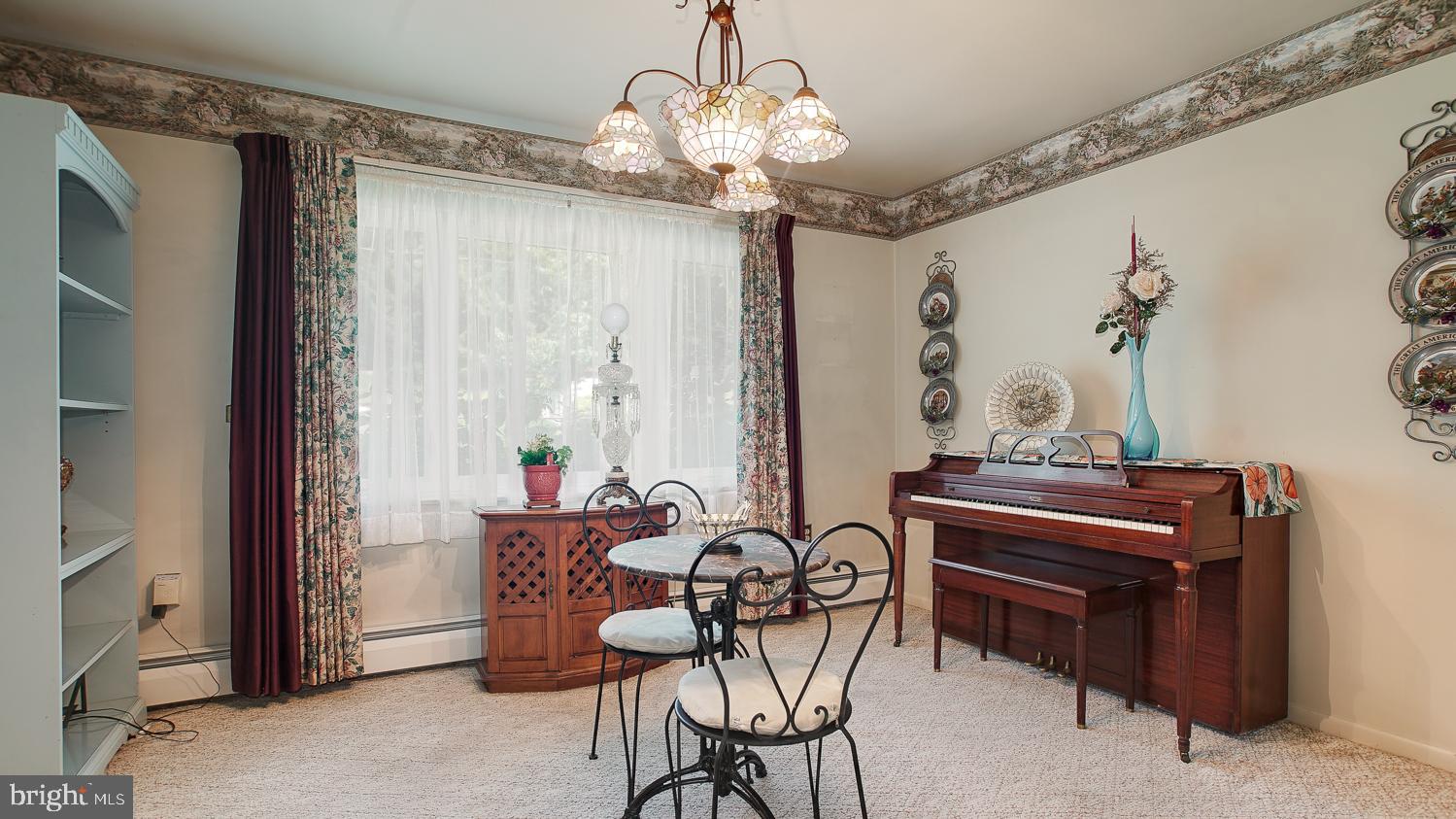 1706 Appletree Road Harrisburg, PA 17110 - Photo 8 of 25 Gallery Image 8
