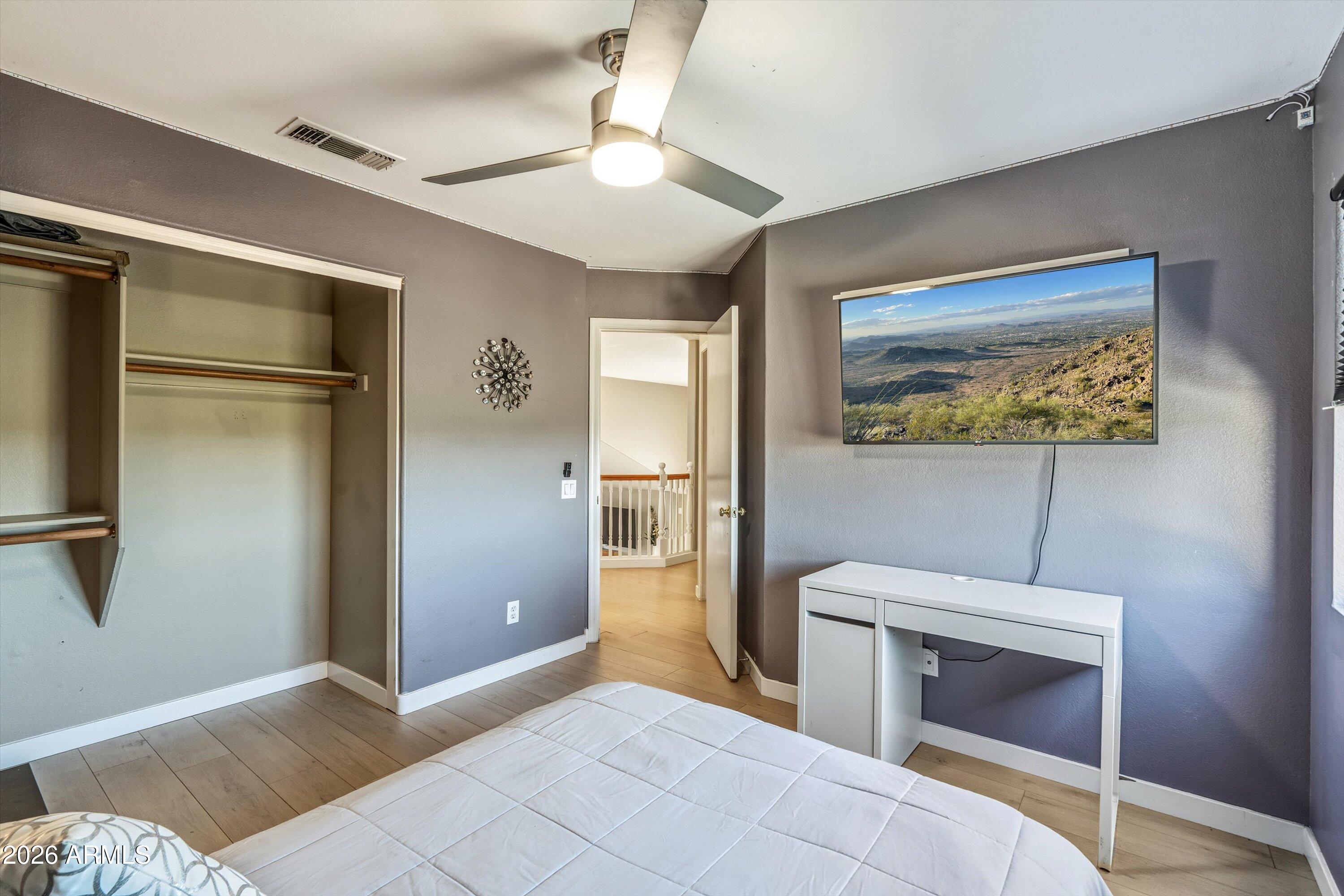 1414 North Birch Street Gilbert, AZ 85233 - Photo 23 of 43 22-Primary Bedroom