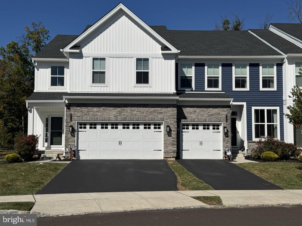 213 Wynstone Court Colmar, PA 18915 - Photo 34 of 39 front exterior