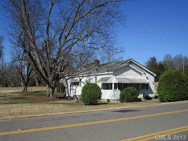 143 East Springdale Road Rock Hill, SC 29730 - Photo 2 of 8 Gallery Image 2