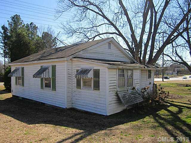 143 East Springdale Road Rock Hill, SC 29730 - Photo 4 of 8 Gallery Image 4