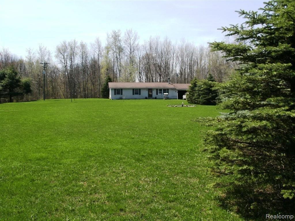 4290 Burns Line Road Croswell, MI 48422 - Photo 11 of 13 GEDC0265.JPG