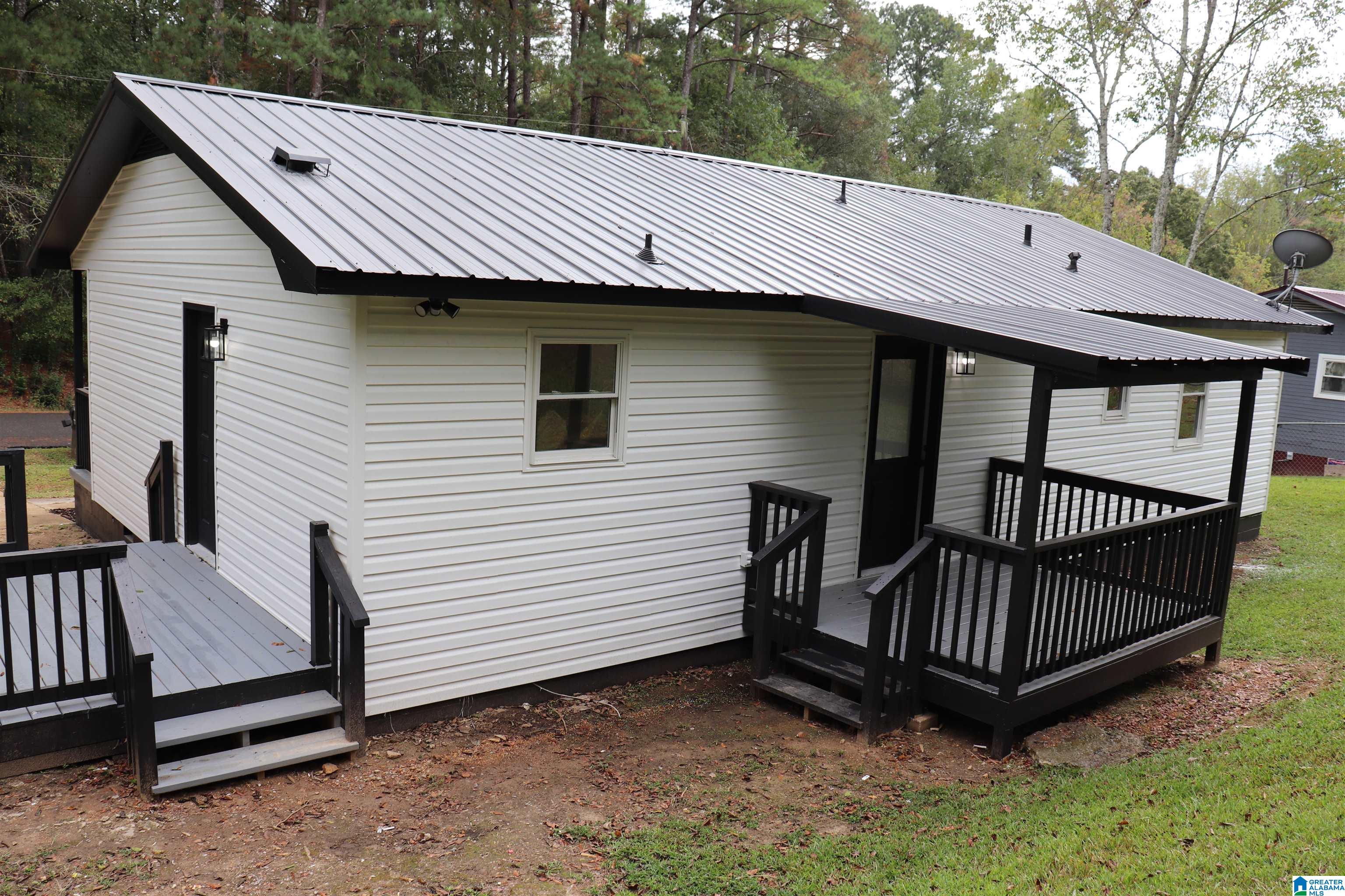 402 Adams Avenue West Oneonta, AL 35121 - Photo 19 of 24