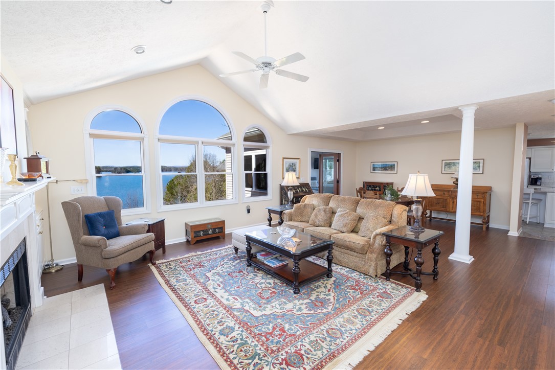 301 Wynswept Point Seneca, SC 29672 - Photo 8 of 39 Gallery Image 8