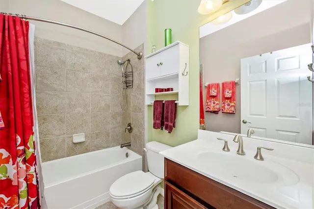 $290,000 | 13612 Abercrombie Avenue, Englewood, FL 34223