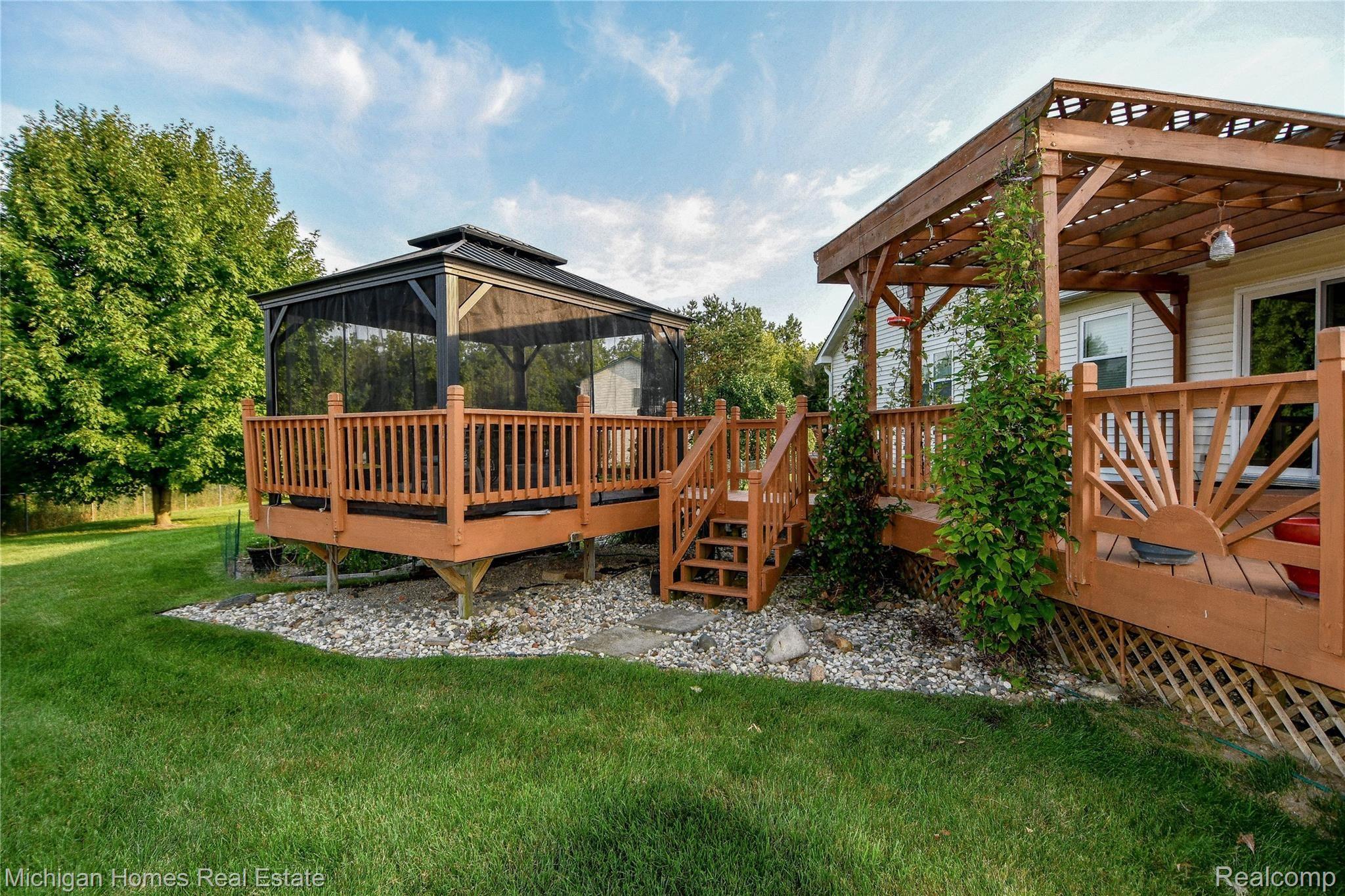 14037 North Hogan Road Linden, MI 48451 - Photo 51 of 67 DSC_1870.jpg