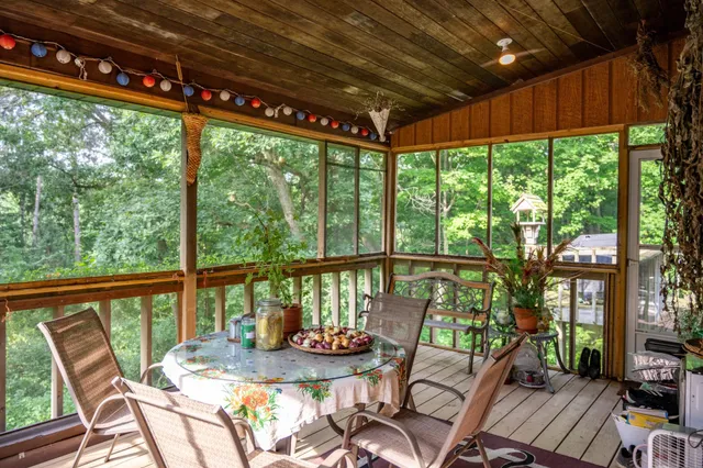 $430,000 | W8601 Highway 82, Elroy, WI 53929