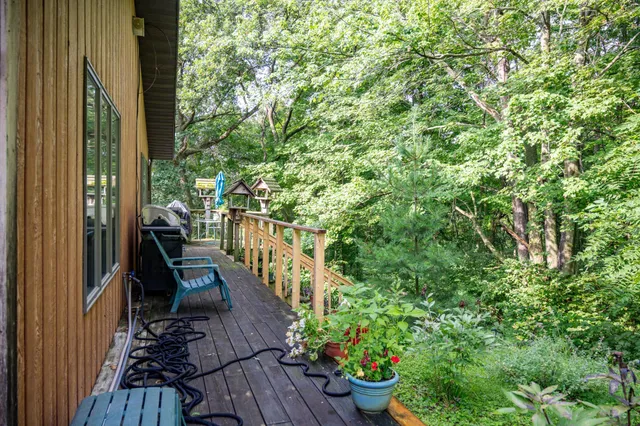 $430,000 | W8601 Highway 82, Elroy, WI 53929