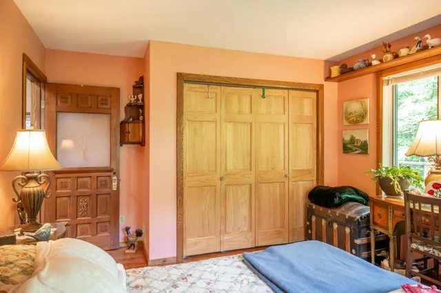 $430,000 | W8601 Highway 82, Elroy, WI 53929