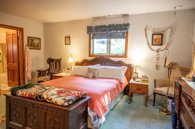 $430,000 | W8601 Highway 82, Elroy, WI 53929