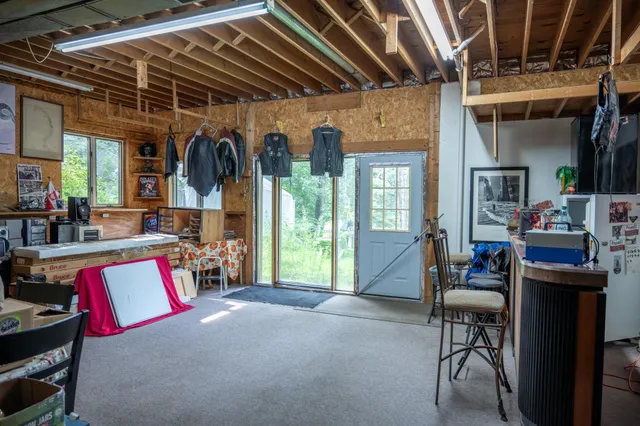 $430,000 | W8601 Highway 82, Elroy, WI 53929