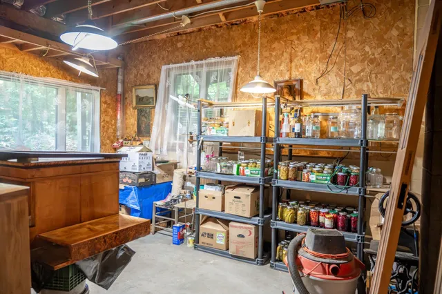 $430,000 | W8601 Highway 82, Elroy, WI 53929