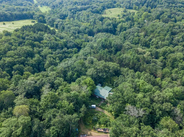 $430,000 | W8601 Highway 82, Elroy, WI 53929