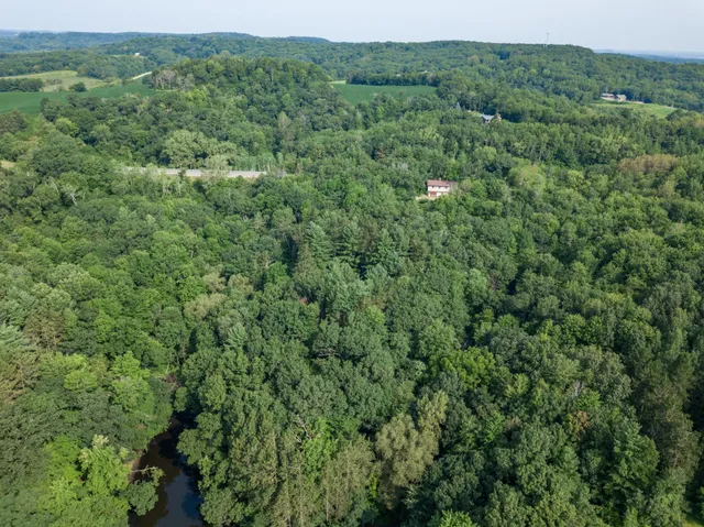$430,000 | W8601 Highway 82, Elroy, WI 53929