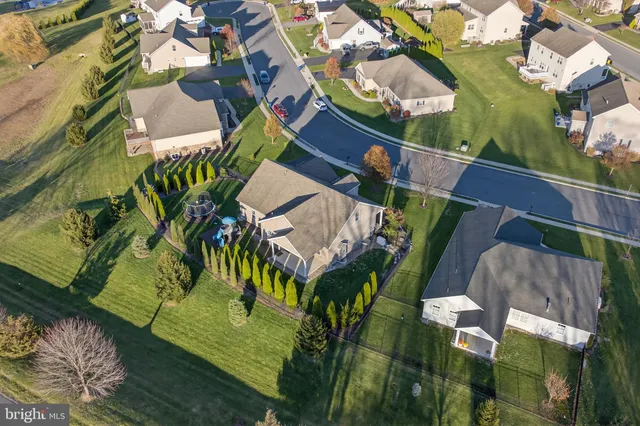 $615,000 | 47 Franklin Drive, Mechanicsburg, PA 17055