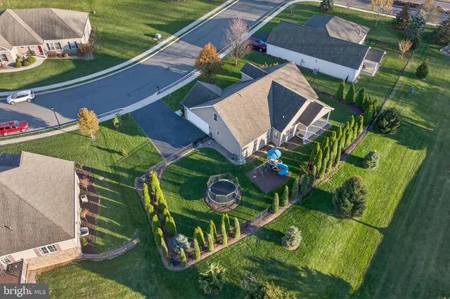 $615,000 | 47 Franklin Drive, Mechanicsburg, PA 17055