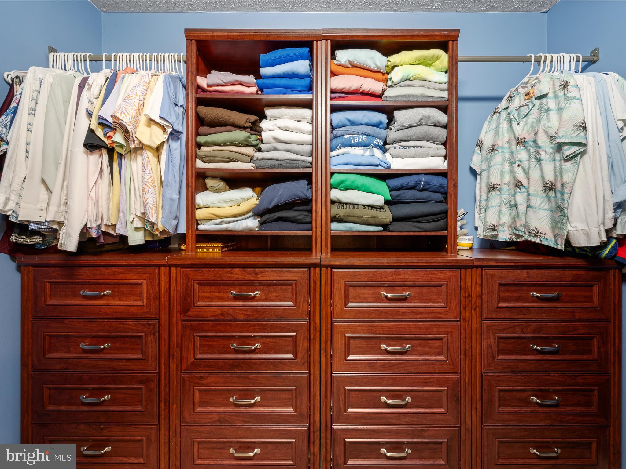 993 Rockland Road Front Royal, VA 22630 - Photo 17 of 37 walk in closet