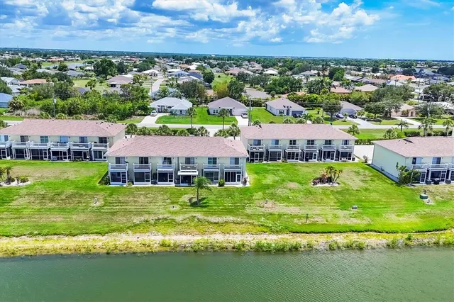 a view of a garden with a fountain