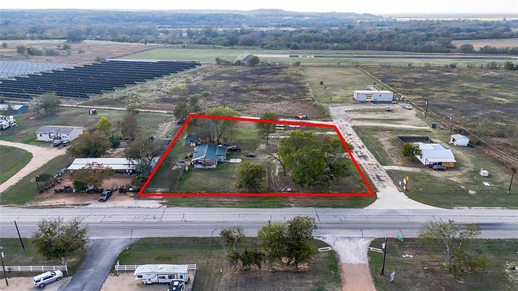 655 Northwest Nw Loop Smithville, TX 78957 - Photo 2 of 13 an aerial view of a house