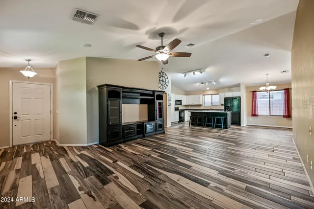 $2,200 | 2992 East Blue Ridge Way, Gilbert, AZ 85298