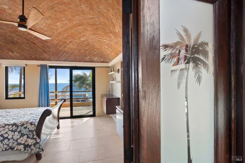 $3,375,000 | 1 Manzana, Outside California, CA 23536