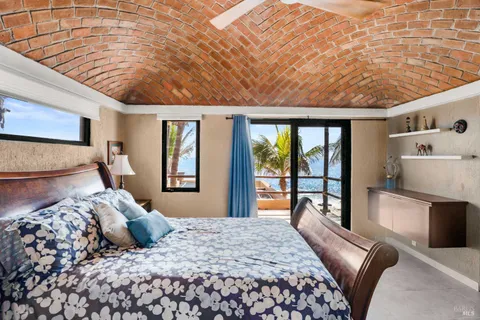 $3,375,000 | 1 Manzana, Outside California, CA 23536