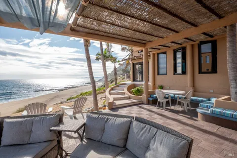 $3,375,000 | 1 Manzana, Outside California, CA 23536