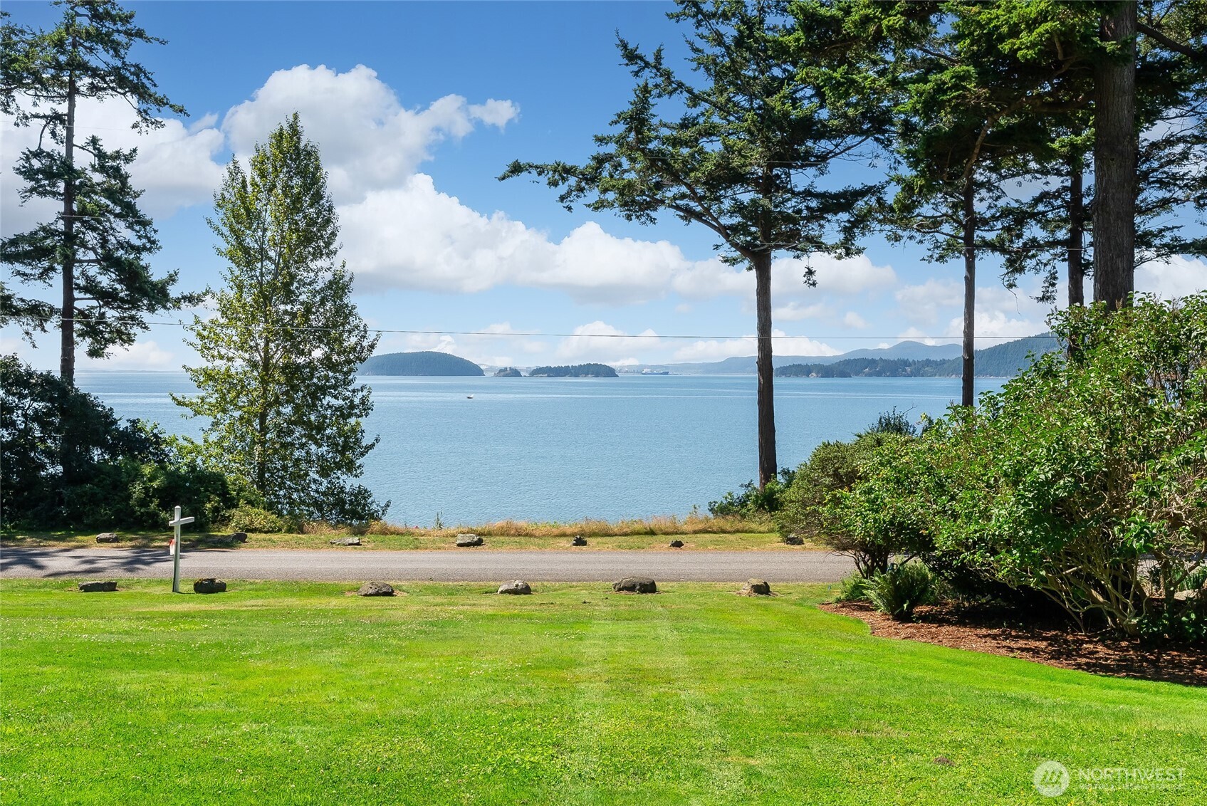 9151 Samish Island Road Bow, WA 98232 - Photo 3 of 40