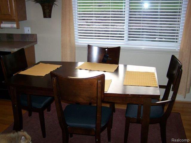 750 Rutgers Road Rochester, MI 48309 - Photo 11 of 11 Breakfast nook area